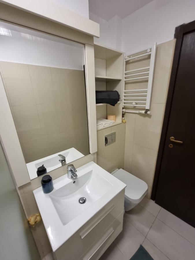 Oana Luxury Home Boekarest Buitenkant foto